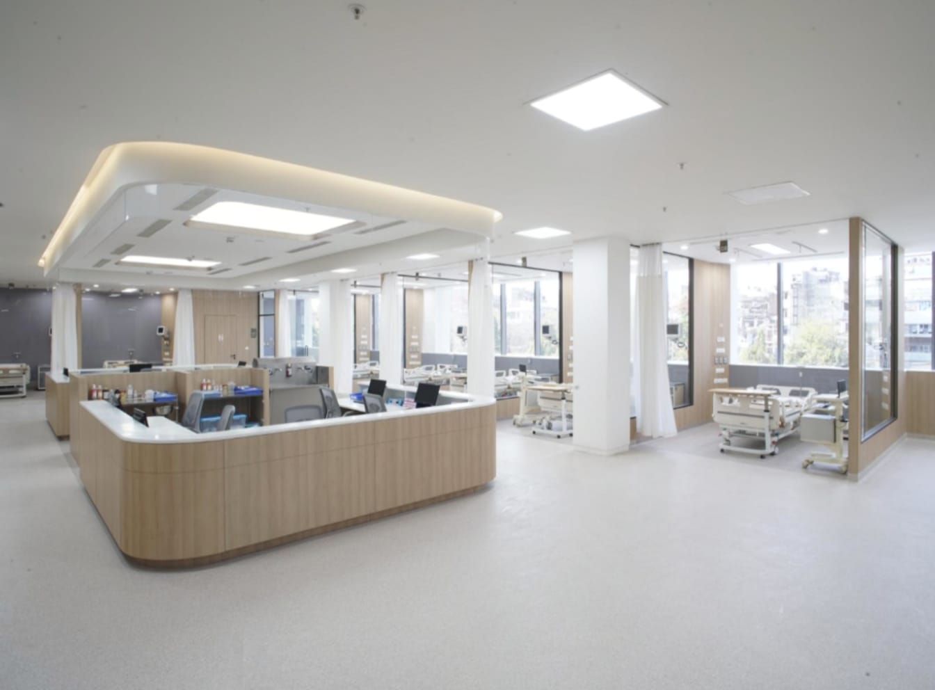 Intensive care unit at a Max Healthcare partner facility (official image)